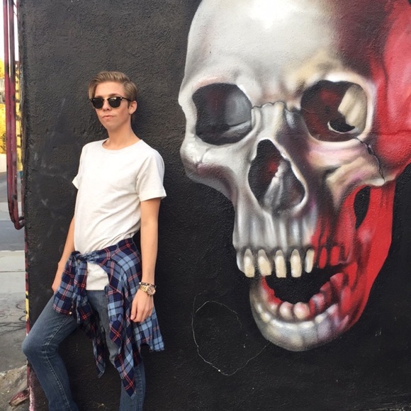 Meet your Posher, John - Picture 1 of 1